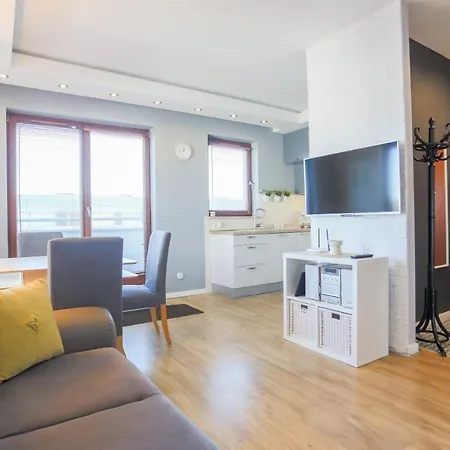 アパート - Platan