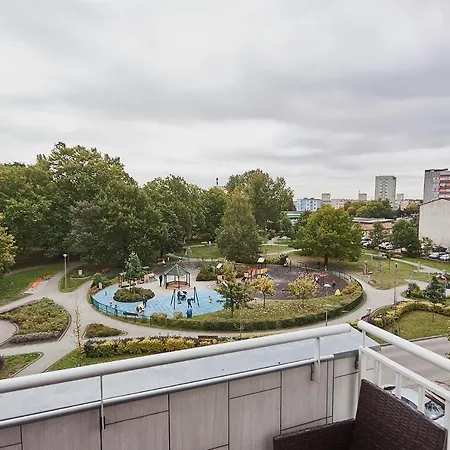 - Platan 아파트 슈비노우이스쳬